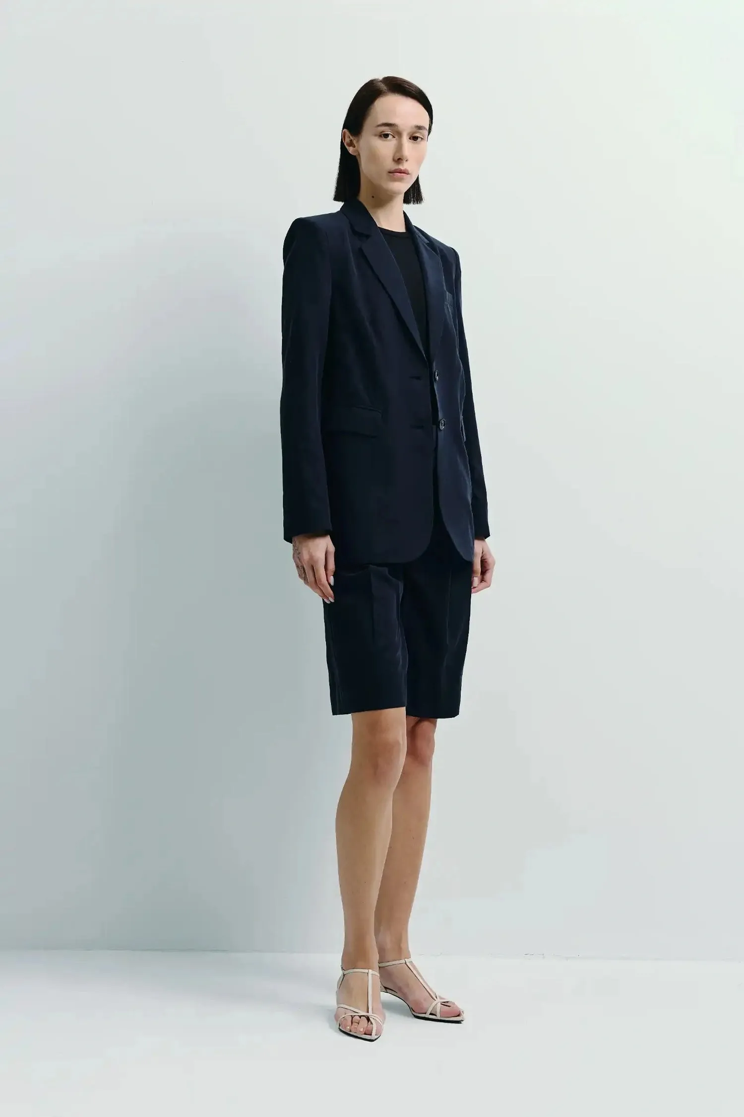 cole Linen Blazer