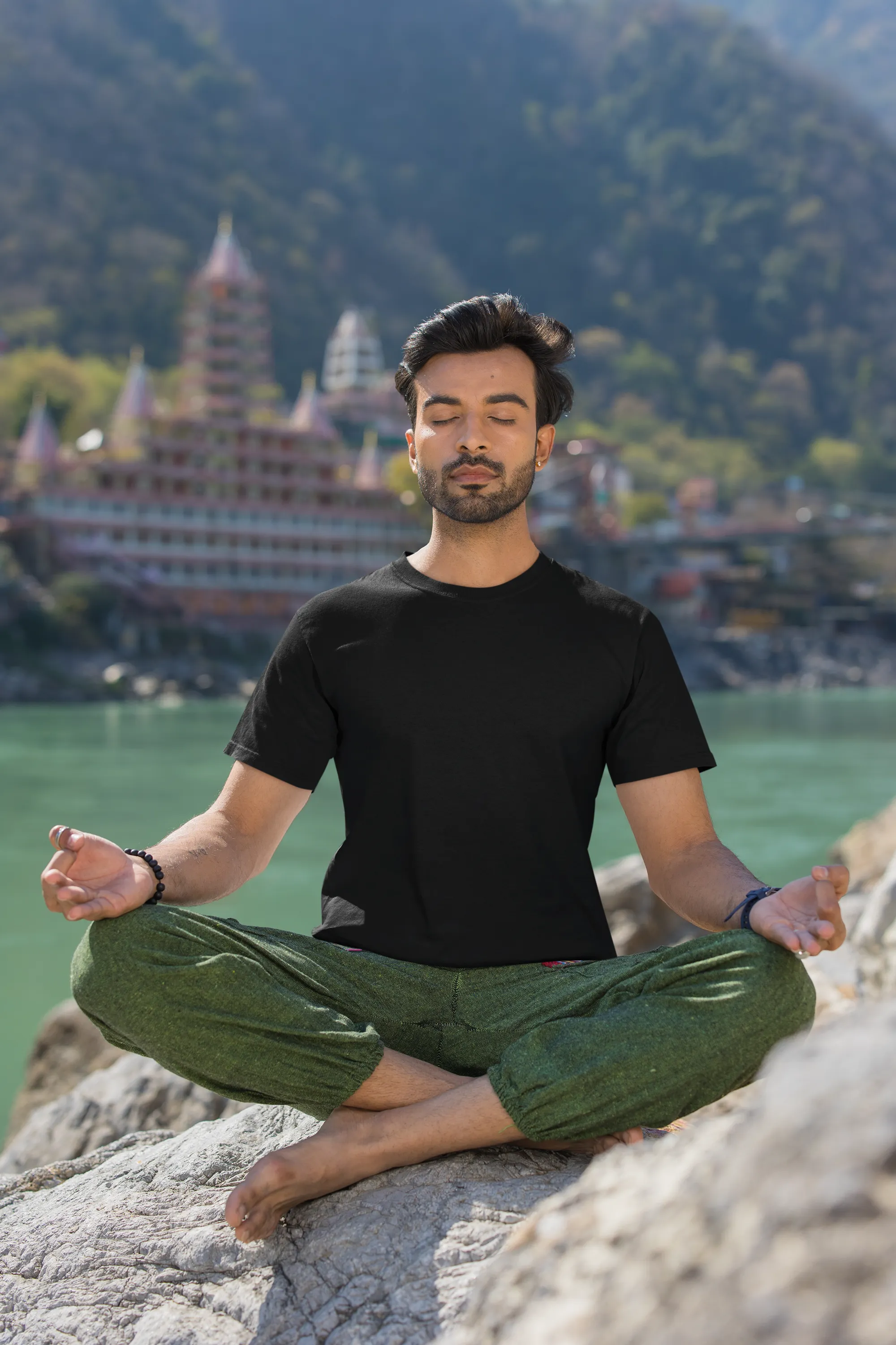 Minimalist Black T-shirt