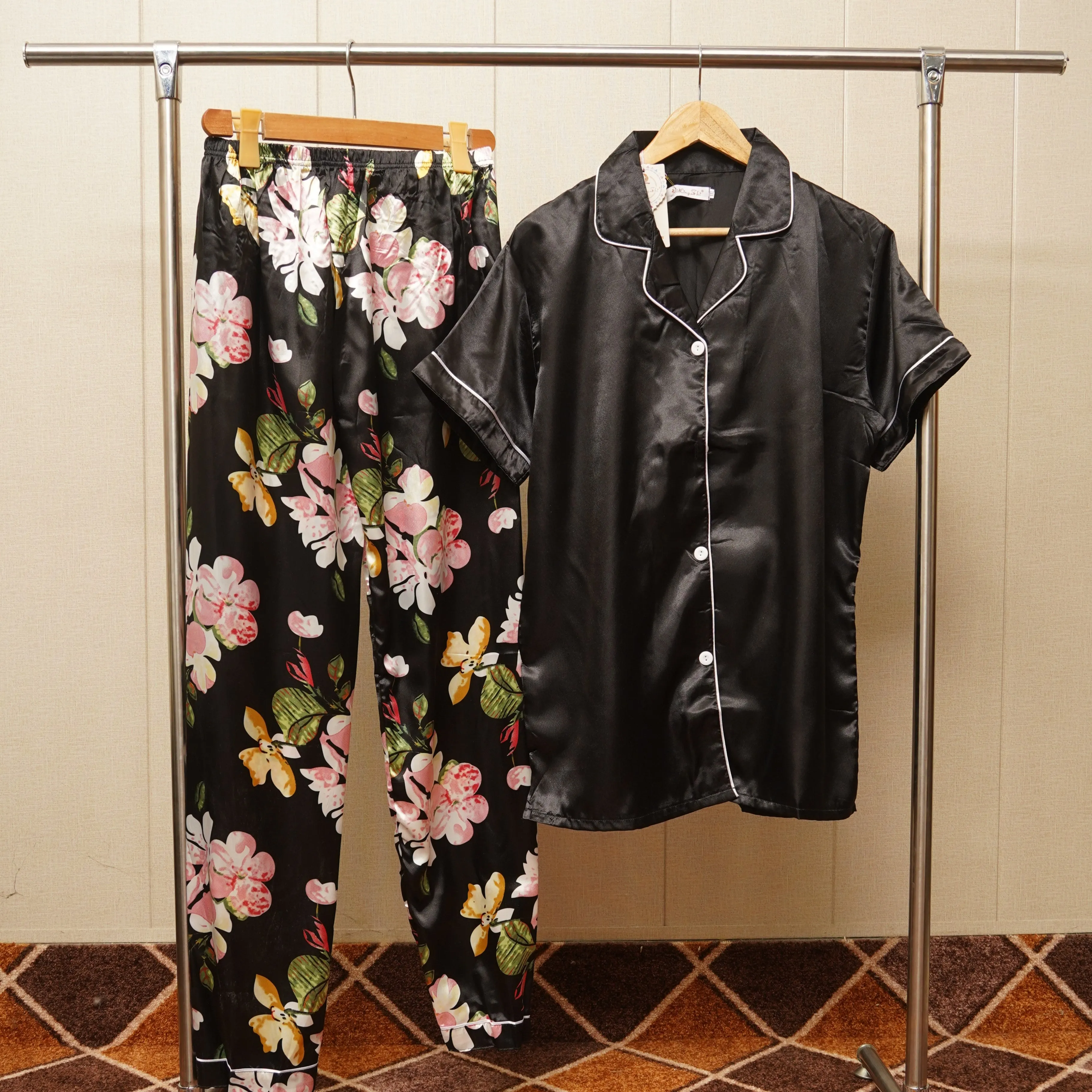 Roses print Button Through Short Sleeve Pajamas (WF-002)